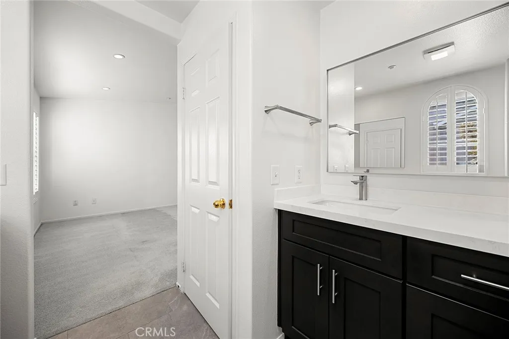 748 748 Ashby Lane 55, Brea, California 92821 home-pic-27