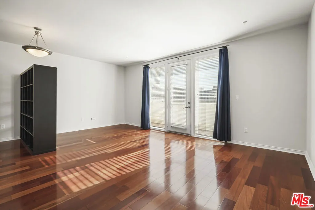 360 W Avenue 26 318, Los Angeles, California 90031 home-pic-3