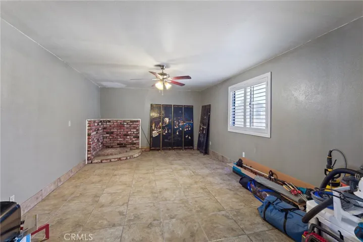 913 E Virginia, Barstow, California 92311