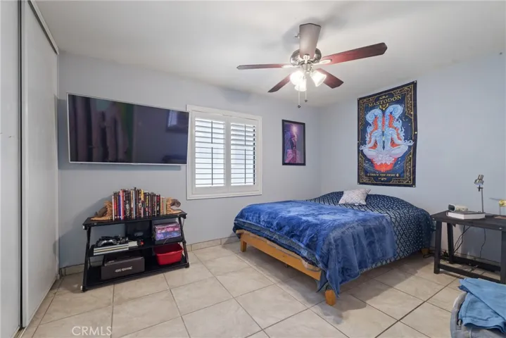 913 E Virginia, Barstow, California 92311