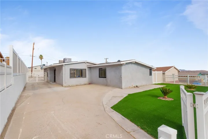 913 E Virginia, Barstow, California 92311