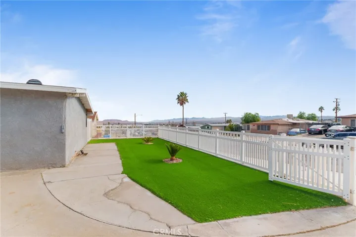 913 E Virginia, Barstow, California 92311