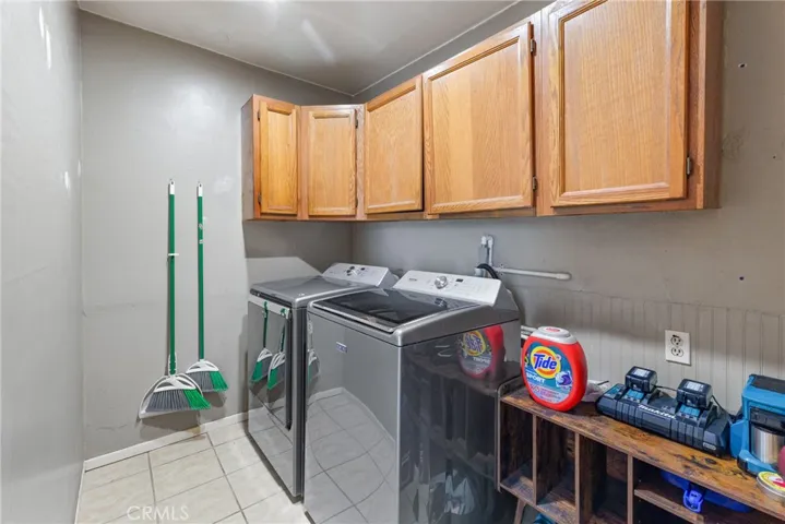 913 E Virginia, Barstow, California 92311