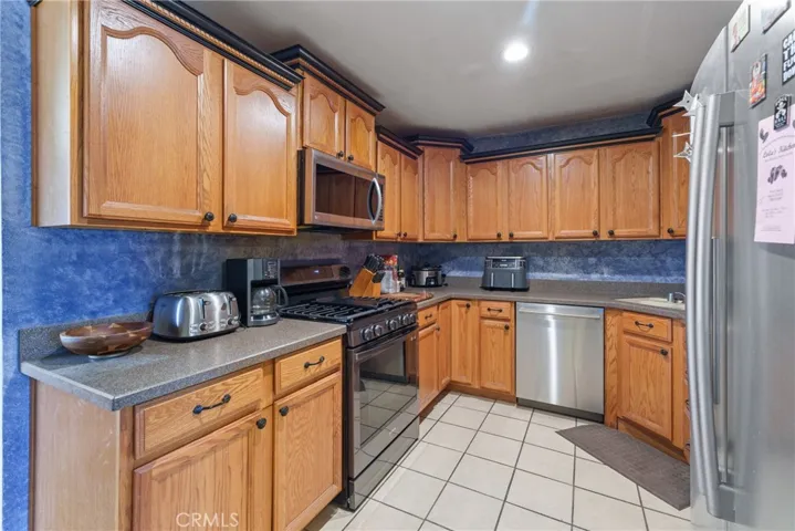913 E Virginia, Barstow, California 92311