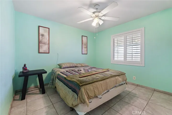 913 E Virginia, Barstow, California 92311