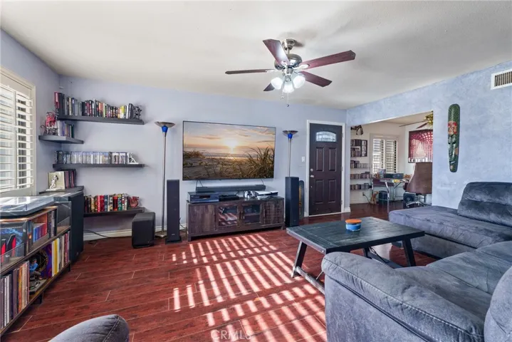 913 E Virginia, Barstow, California 92311