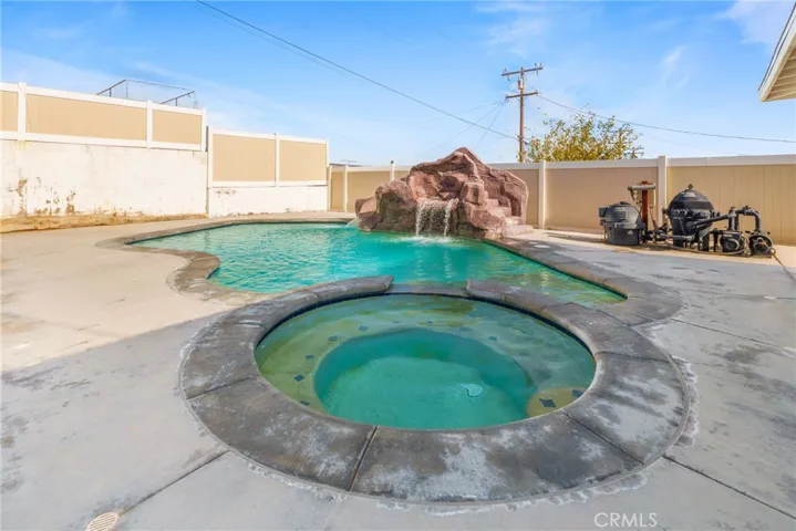 913 E Virginia, Barstow, California 92311