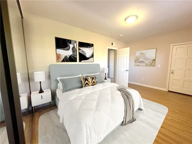 Virtually staged 3rd BR