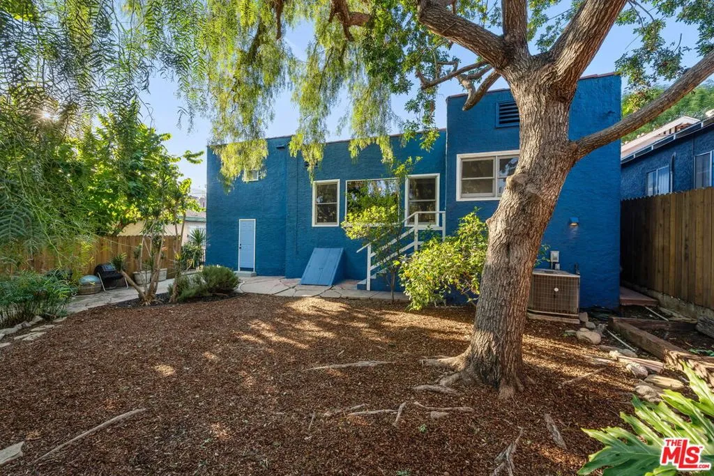 646 N Dillon Street, Los Angeles, California 90026 home-pic-34