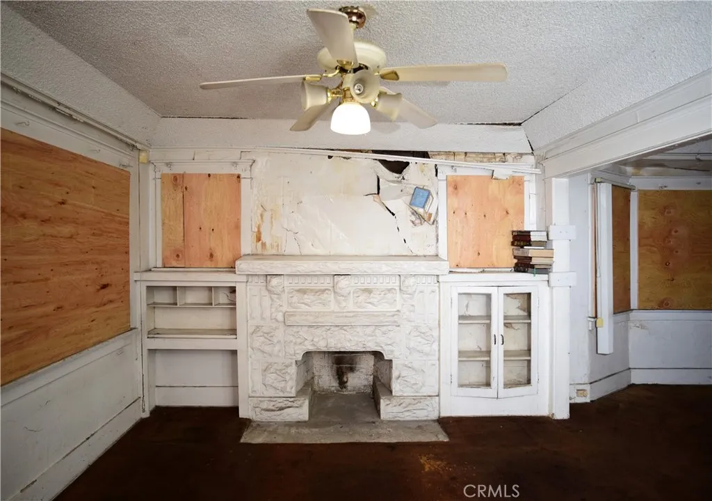 142 W 58th, Los Angeles, California 90037 home-pic-5