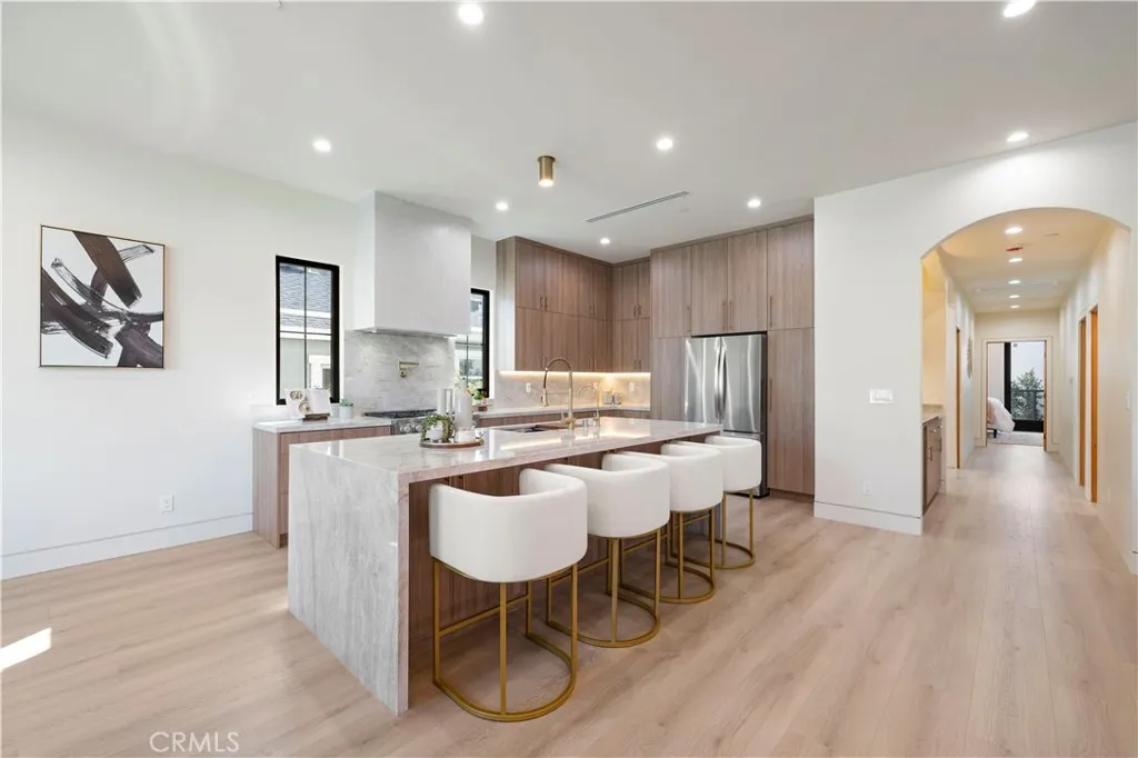 4026 Garden Avenue, Los Angeles, California 90039 home-pic-13