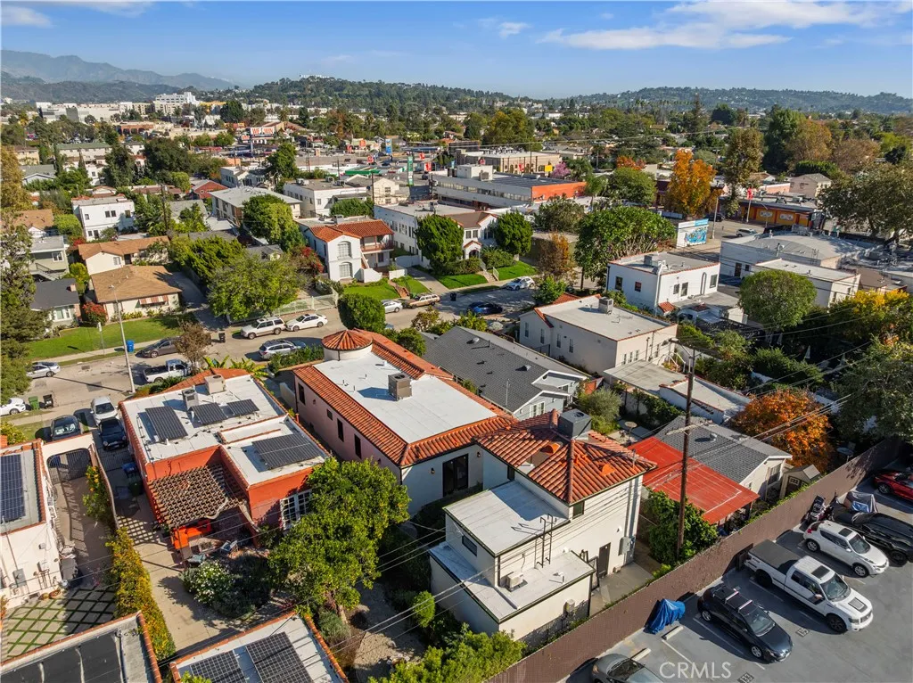 4026 Garden Avenue, Los Angeles, California 90039 home-pic-68