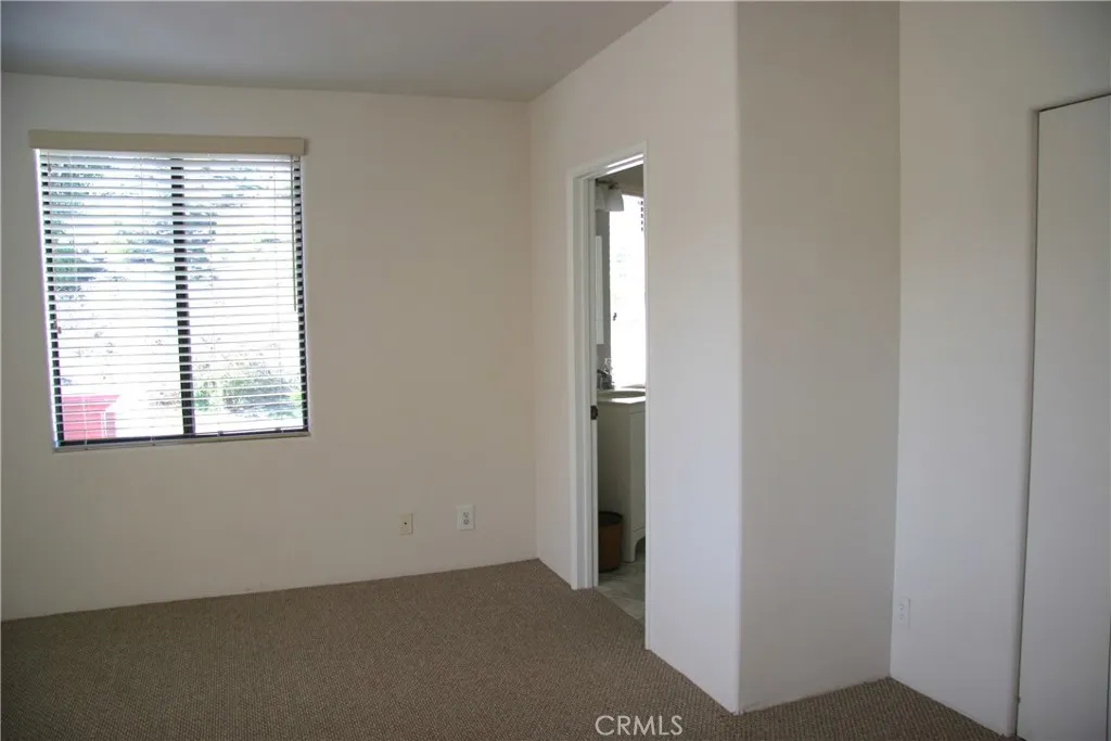 Picture prior tenant