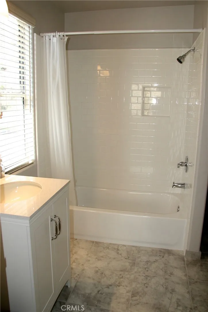 Spacious bathroom.