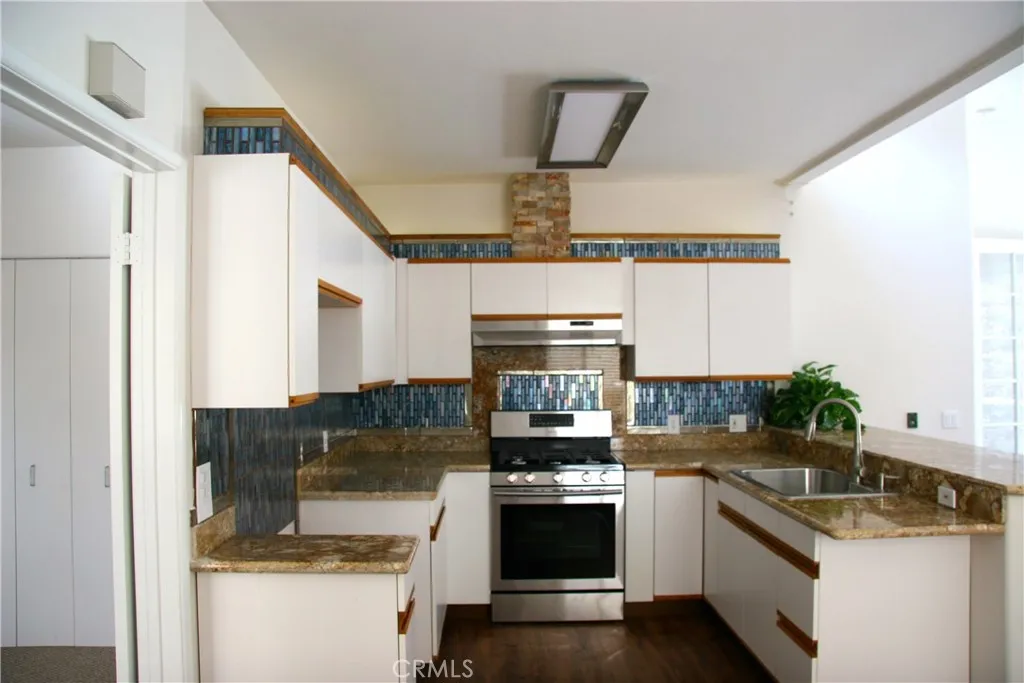 Picture prior tenant