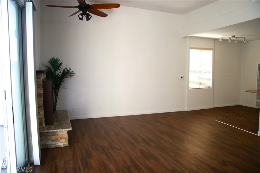 Dining area. Picture prior tenant
