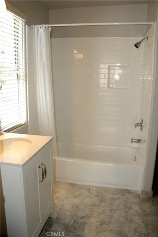 Spacious bathroom.