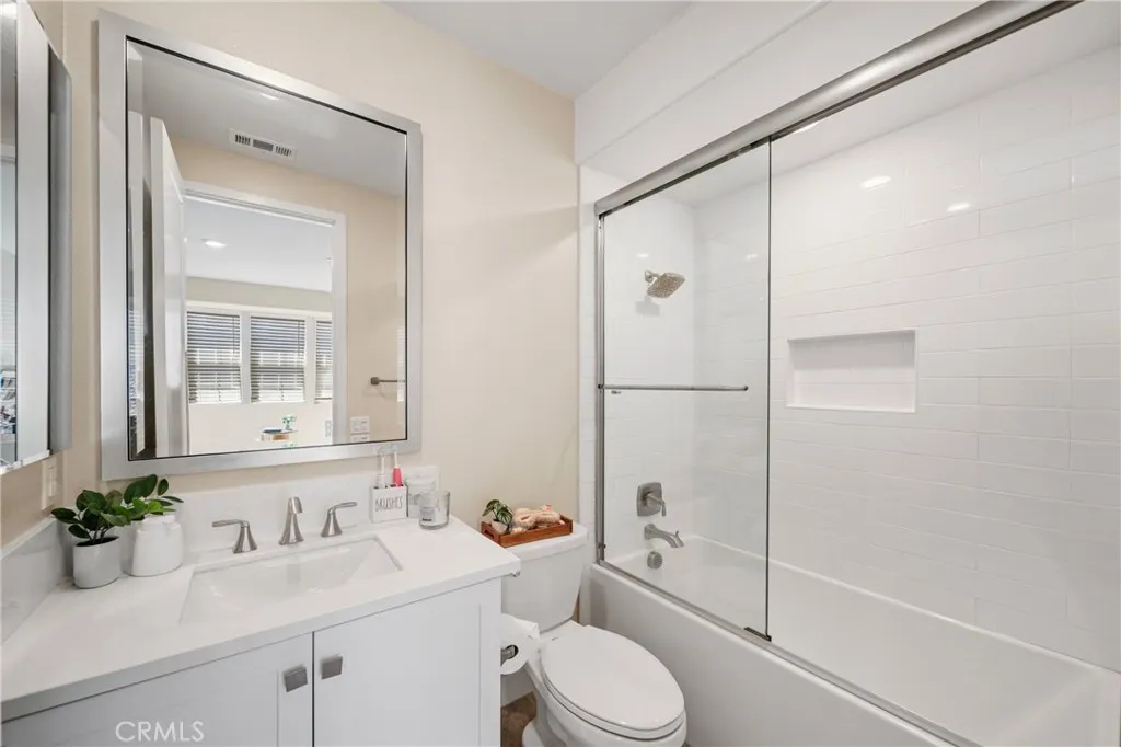 81 Pelican Lane, Irvine, California 92618 home-pic-18