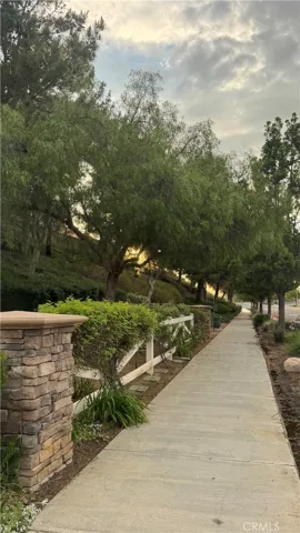 Beautifully Landscaped Sidewalks