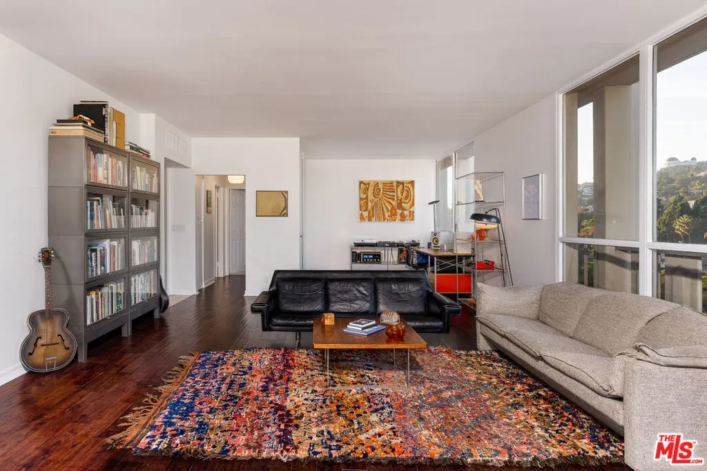 4455 Los Feliz Boulevard 1002, Los Angeles, California 90027 home-pic-17