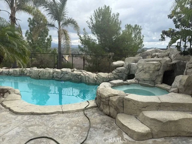 In Ground Pool & Spa