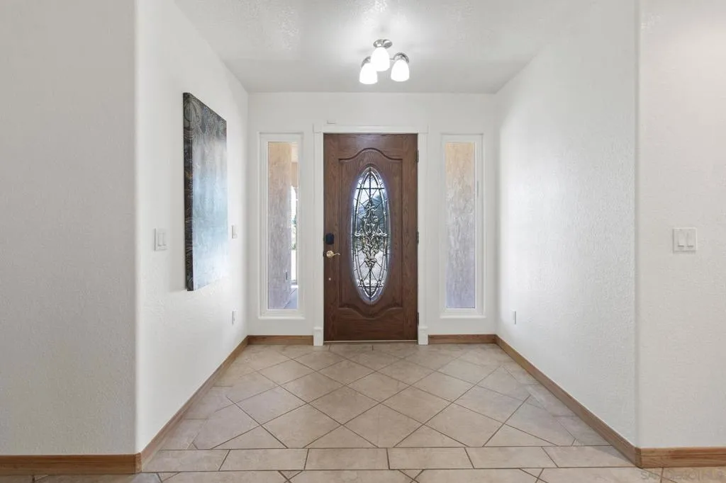 1287 Hanson Way, Ramona, California 92065 home-pic-3