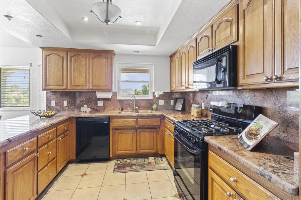 1287 Hanson Way, Ramona, California 92065 home-pic-11