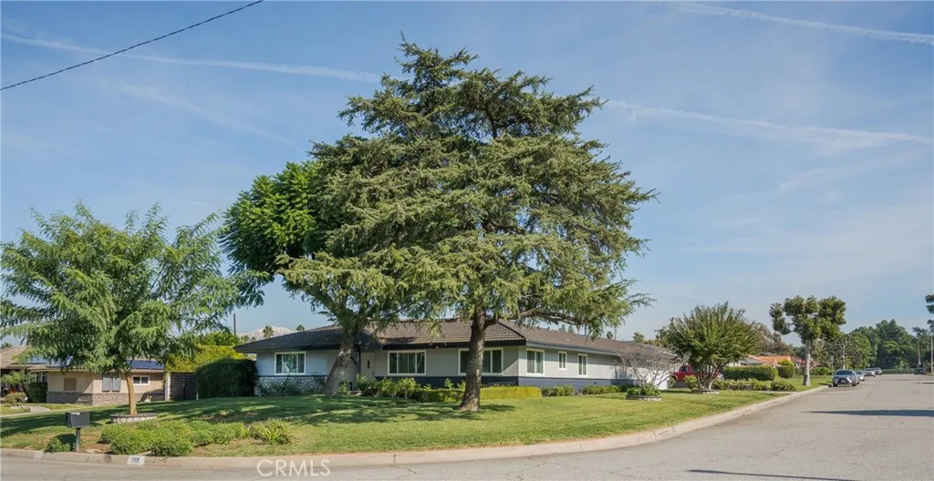 918 S Coral Tree, West Covina, California 91791 home-pic-2