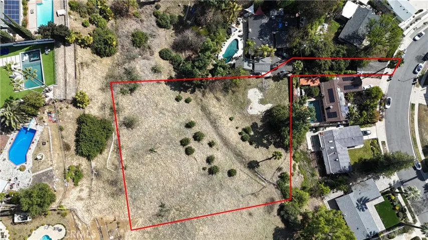 20713 Collins Street, Woodland Hills, California 91367