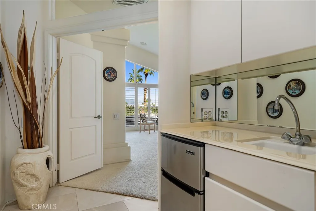 134 Vista Oro, Palm Desert, California 92260 home-pic-18