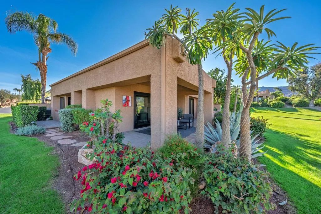 48624 Sundrop Court, Palm Desert, California 92260 home-pic-10