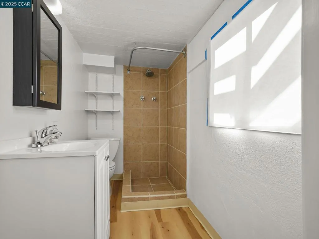 2154 Encinal Ave, Alameda, California 94501 home-pic-35