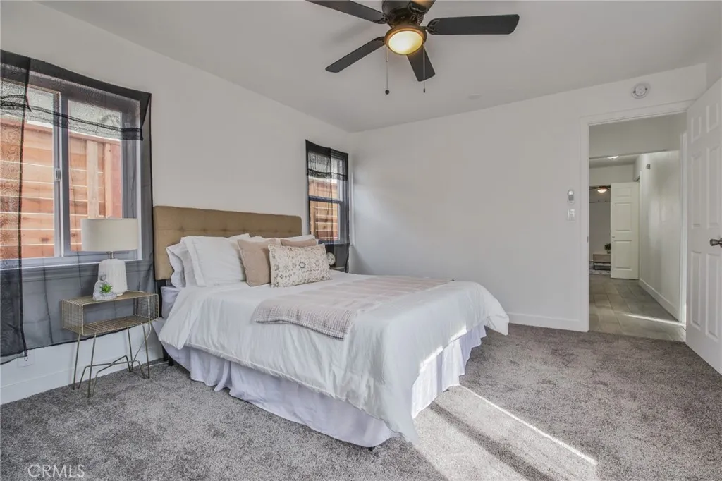 1434 W 92nd St, Los Angeles, California 90047 home-pic-22