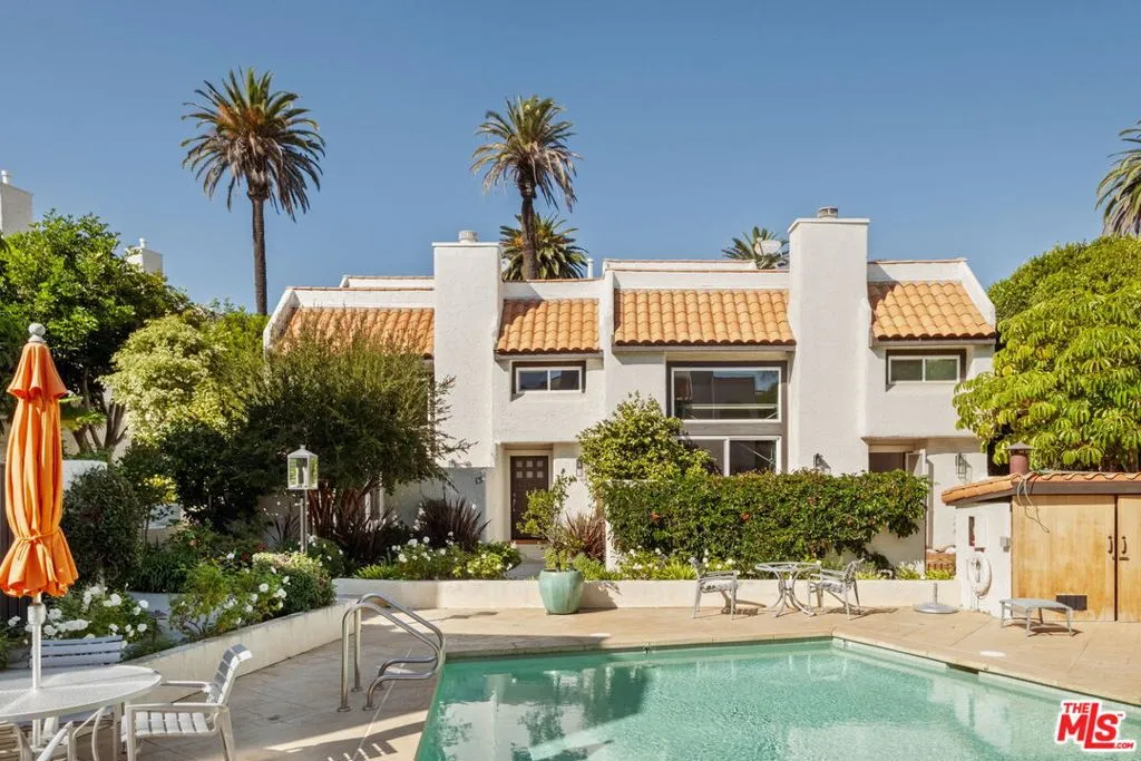 130 Marguerita Avenue 13, Santa Monica, California 90402 home-pic-40