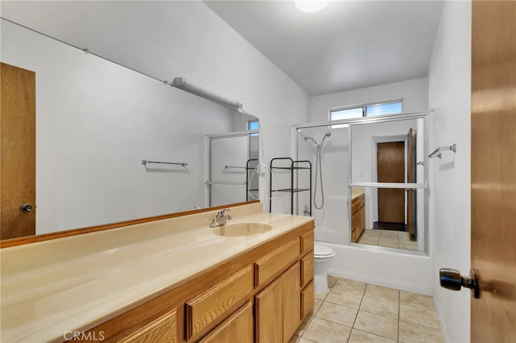 15481 Ramona, Apple Valley, California 92307 home-pic-10
