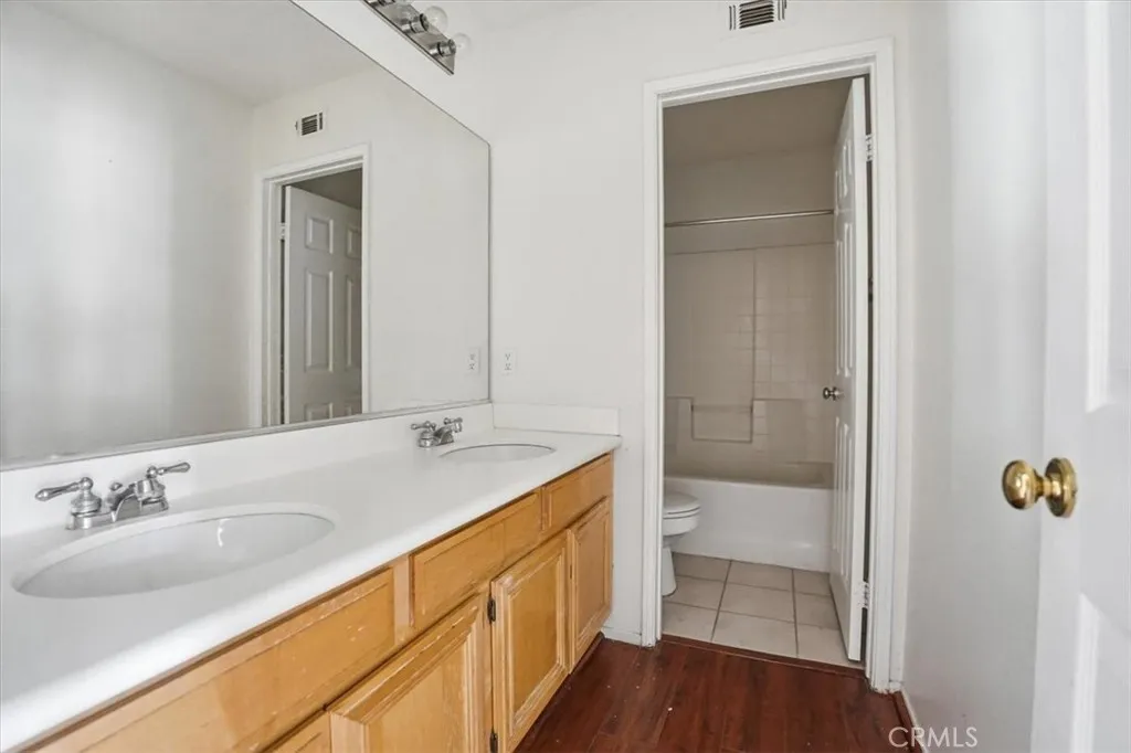 748 Navarro, Corona, California 92879 home-pic-32