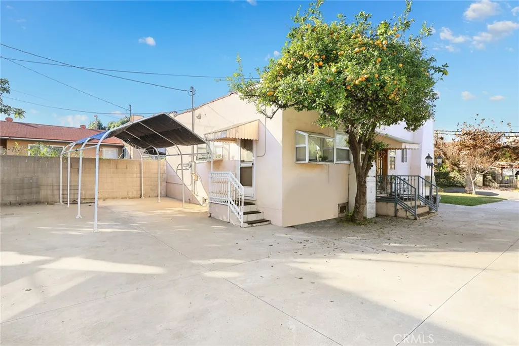 28 Los Higos Street, Alhambra, California 91801 home-pic-7