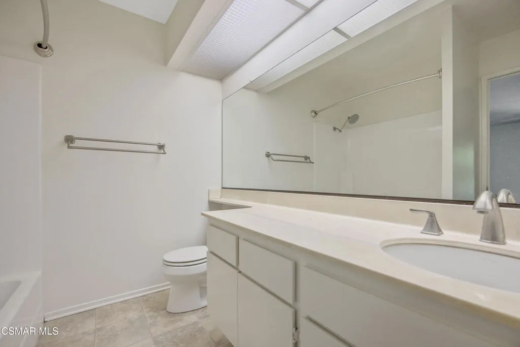 11833 Nightingale Street, Moorpark, California 93021 home-pic-25
