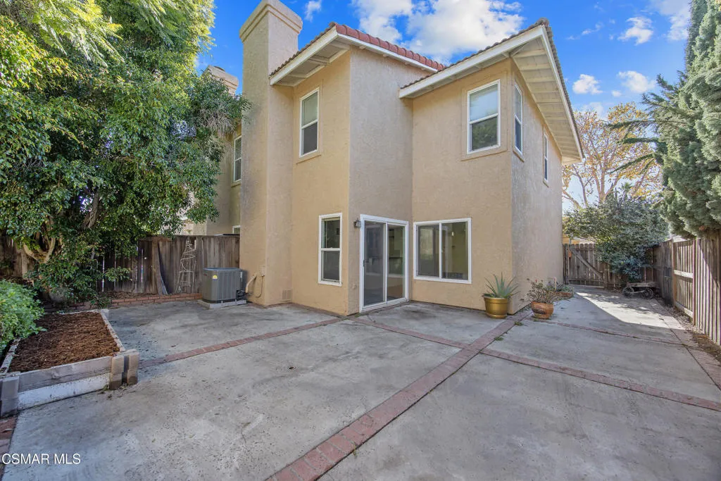 11833 Nightingale Street, Moorpark, California 93021 home-pic-34