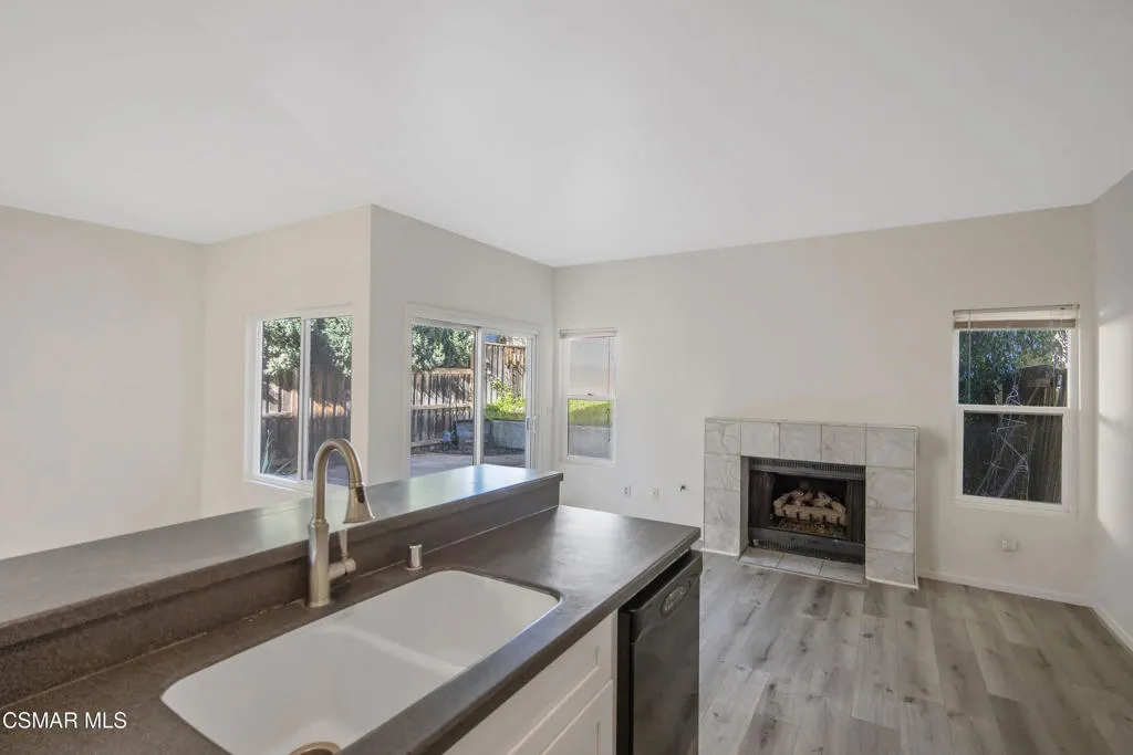 11833 Nightingale Street, Moorpark, California 93021 home-pic-14