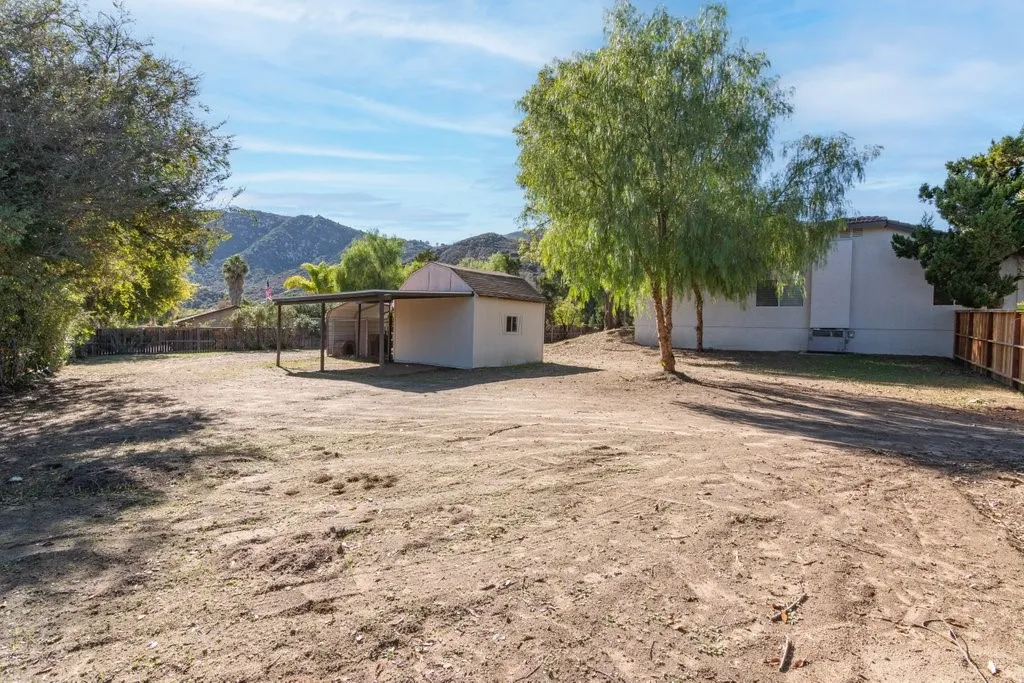 15175 Macias, Lake Elsinore, California 92530 home-pic-35