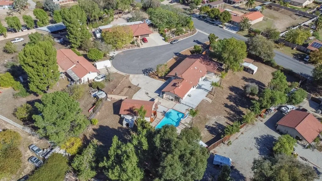 15175 Macias, Lake Elsinore, California 92530 home-pic-55