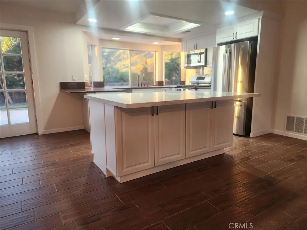 15175 Macias, Lake Elsinore, California 92530 home-pic-62