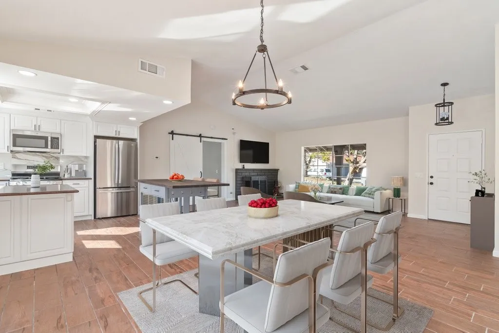 15175 Macias, Lake Elsinore, California 92530 home-pic-7