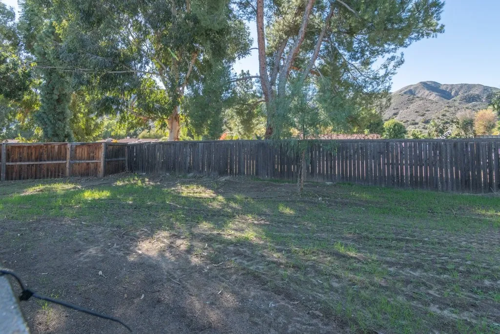 15175 Macias, Lake Elsinore, California 92530 home-pic-39