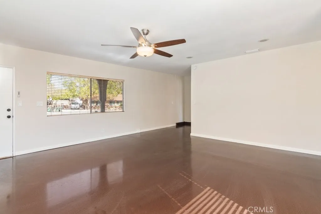 15175 Macias, Lake Elsinore, California 92530 home-pic-25