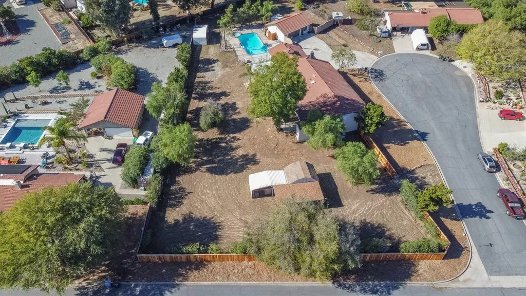 15175 Macias, Lake Elsinore, California 92530 home-pic-50