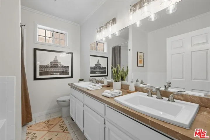 Primary EnSuite Bthrm