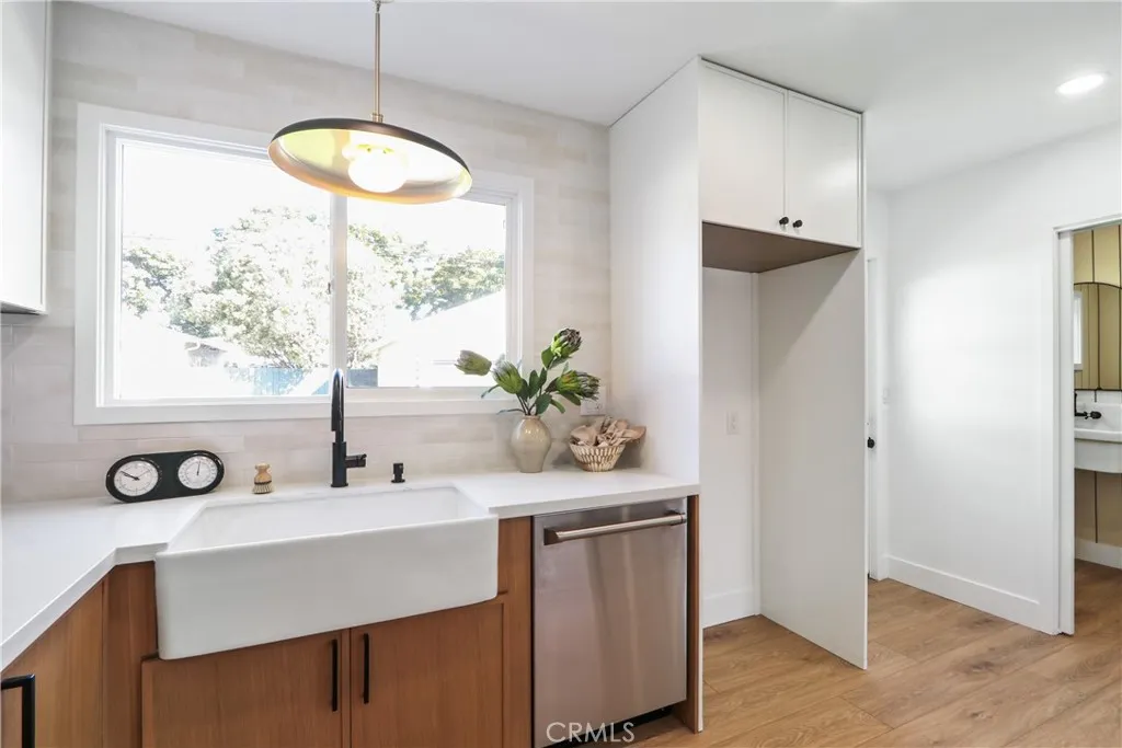 3842 Knoxville, Long Beach, California 90808 home-pic-11