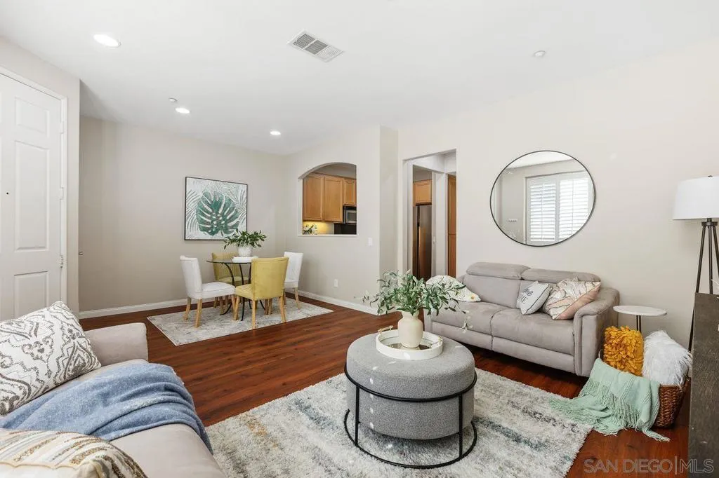 16913 New Rochelle Way 83, San Diego, California 92127 home-pic-9